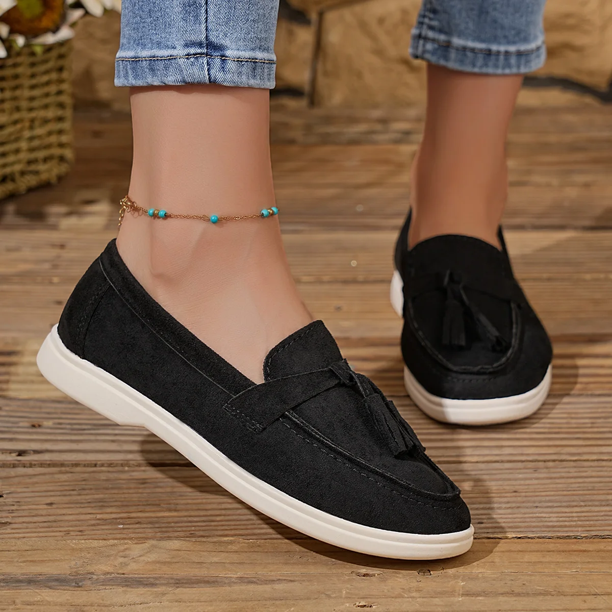 2025 Women Loafers Slip on Lightweight Flats Shoes Spring Autumn Casual Comfortable Single Sneakers Plus Size Zapatos De Mujer