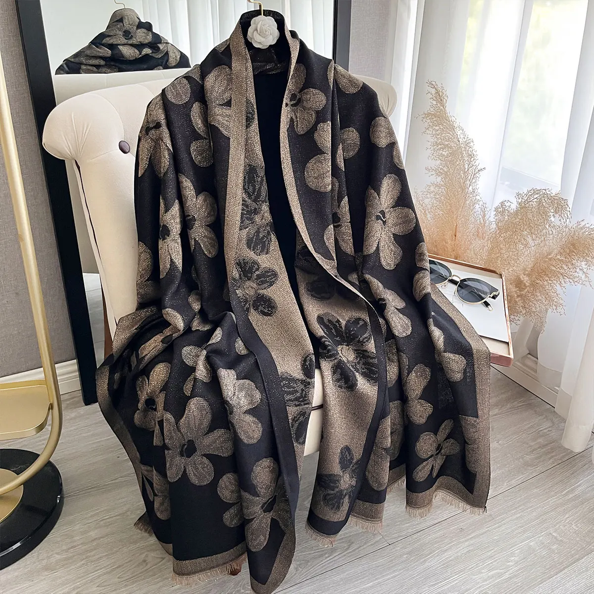 

Women Scraves Golden-Embroidered Hijab for Muslim Ladies Ideal for Spring Fall Sun-Protective Stylish Headwear Shawl Scraf