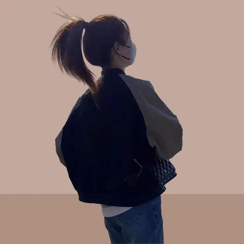 

Новая модель 2026: Женская корейская бейсбольная куртка в стиле колор-блок с контрастными вставками, повседневная, весна-осень, укороченная, свободного кроя, маленький размер