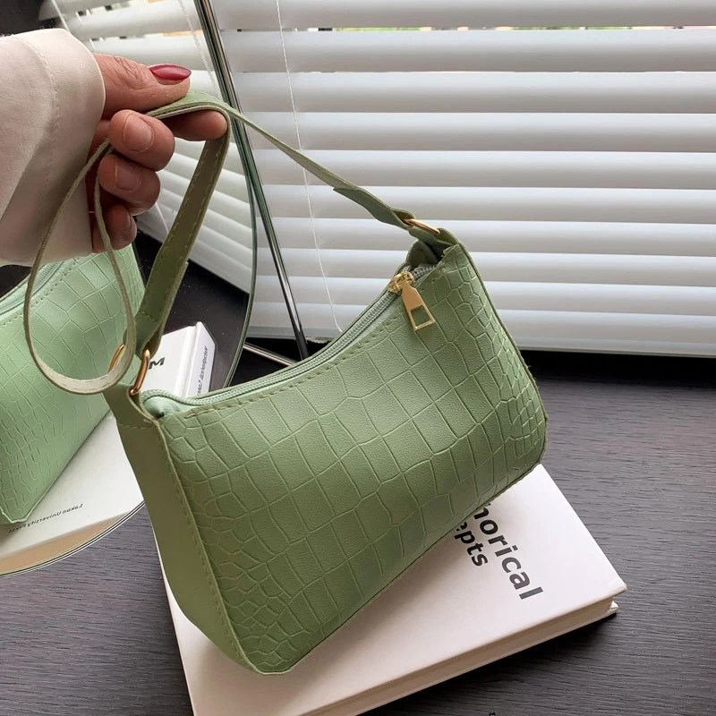 Fashion Commuter Fashionable Felt Women's Solid Color Underarm Diagonal Straddle Shoulder Bag