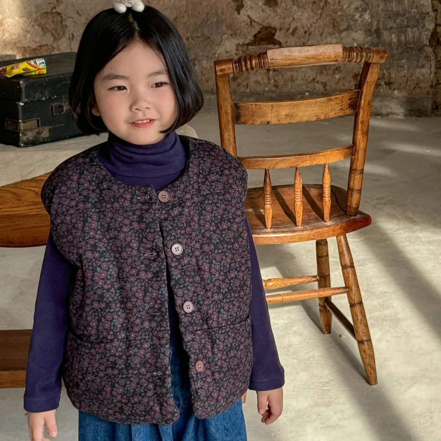 

Girls Vests 2024 Winter New Childrens Wear Korean Style Girls Baby Foreign Retro Warm Thick Floral Vests Leisure Simple Daily