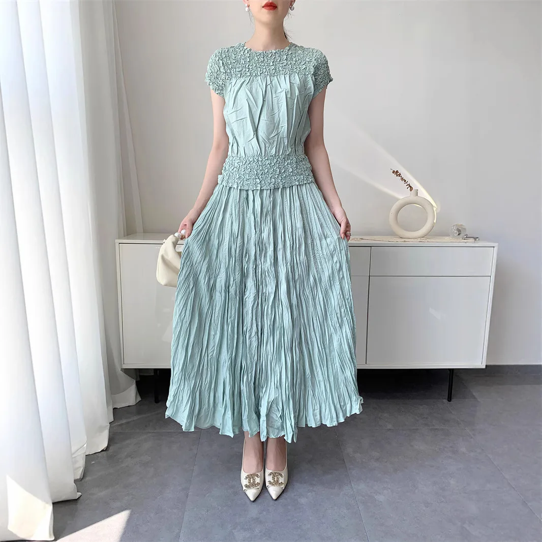 

Miyake Style Skirt Suit for Women 2025 Summer New Round Neck Short-sleeved Embroidered Top + Big Pleated Skirt Two-piece Set