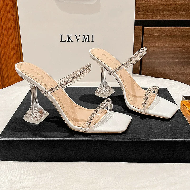 2024 New Transparent High Heels Women's Summer Fashion Crystal Slippers Outside Wear Rhinestone Sandals