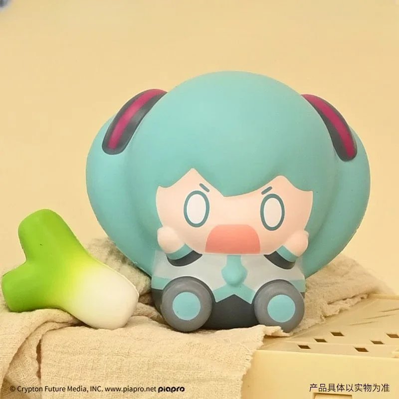 初音ミクモデル人形,アニメ周辺機器,かわいい漫画の減圧おもちゃ,カワイイ,お友達への誕生日プレゼント,新品,10.4x11.7cm