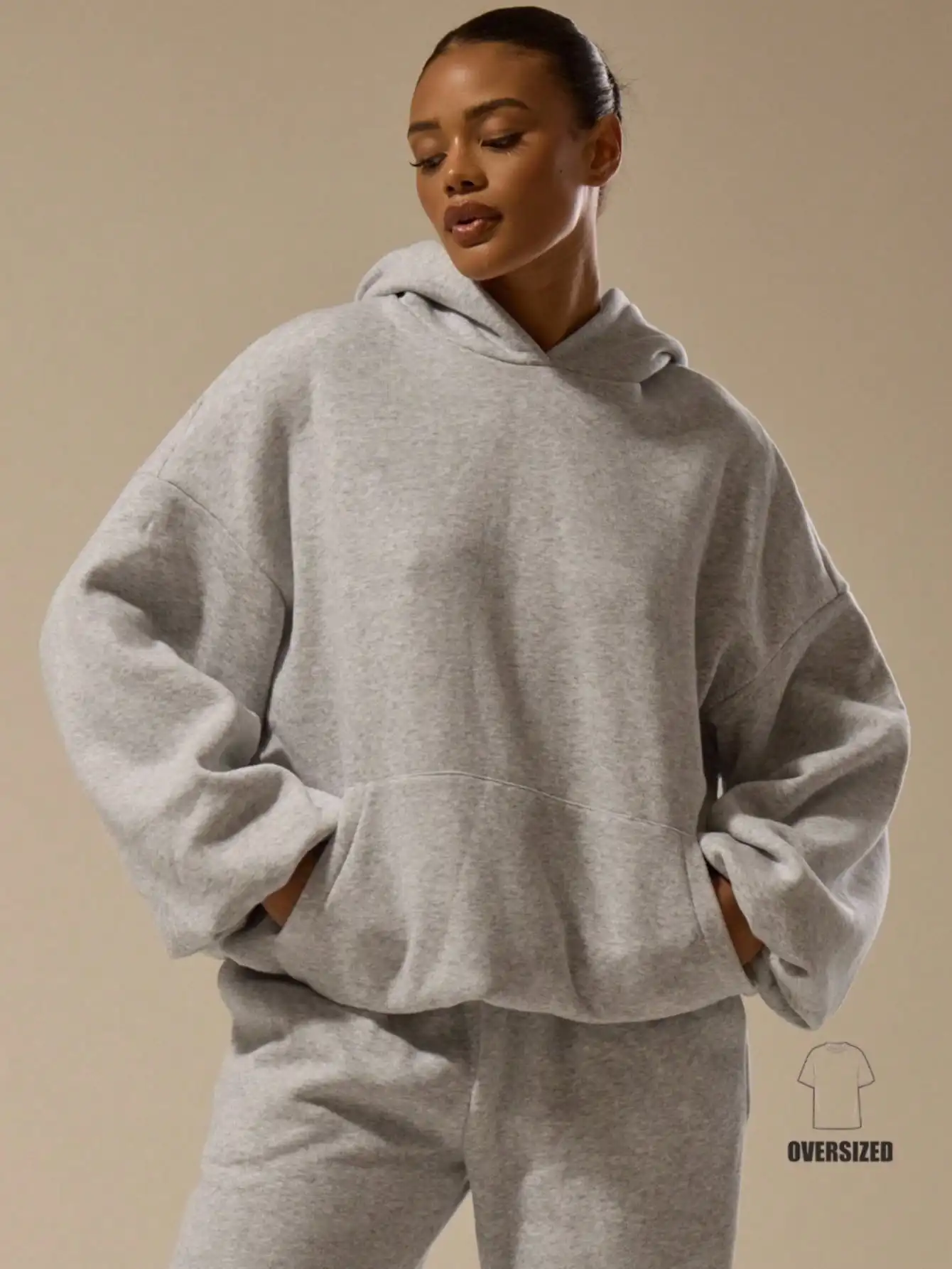 

Oversized Hooded Sweatshirt for Women - Baggy Fit, Casual Fall Winter Basic with Front Pouch Pocket