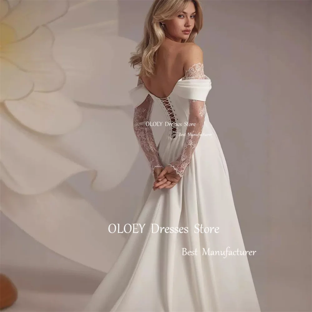 OLOEY Elegant Ivory Pleats Satin Wedding Dress Scoop Neck Customized Photoshoot Lace Long Sleeves Bridal Gown Sweep Train Corset