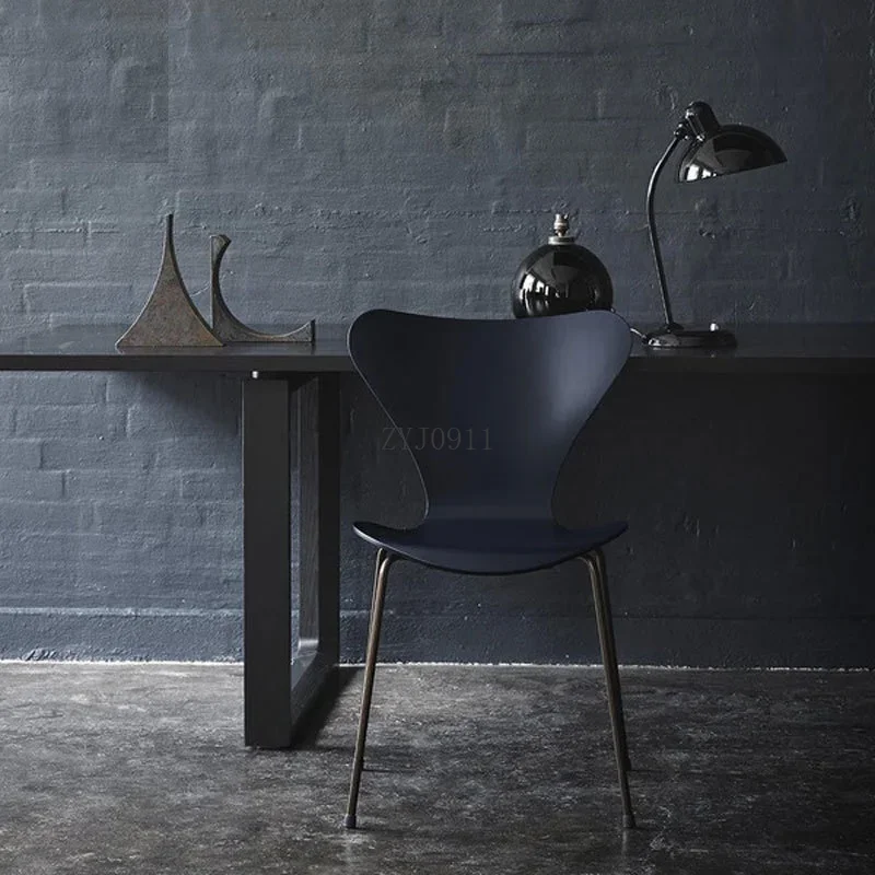 *Nordic Bauhaus Kaiser Classic Table Desk Lamp Designer Minimalist Retro Eye Protection Creative Living Room Bedroom Night Light