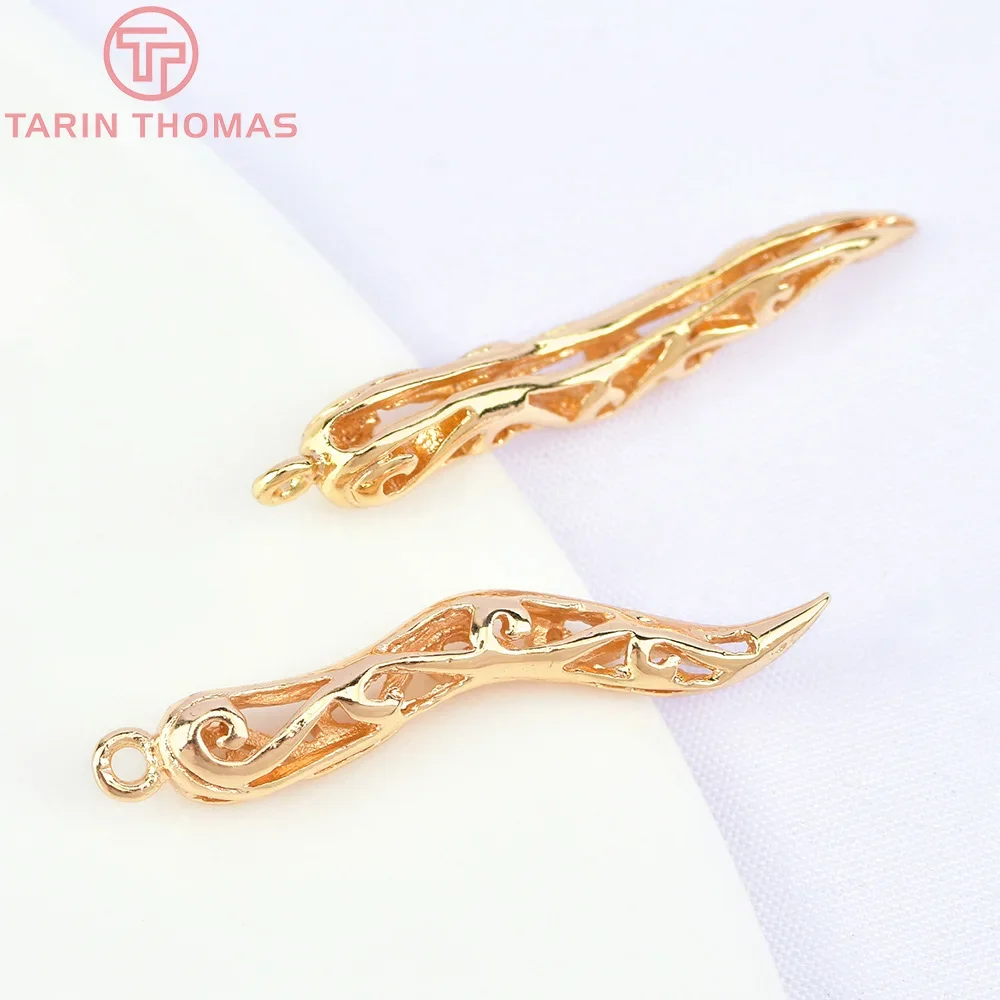 (5953) 6 STKS 6x28.5 MM 24 K Goud Kleur Messing Chili Vorm Hollow Out Charm Hanger Hoge Kwaliteit Sieraden Maken Bevindingen Accessorie