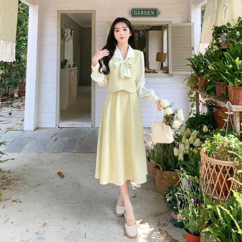 

French Elegant Dress Women's Early Spring Autumn 2023 New Fake Two Piece Temperament Celebrity Long Sleeve Mid Length Skirt