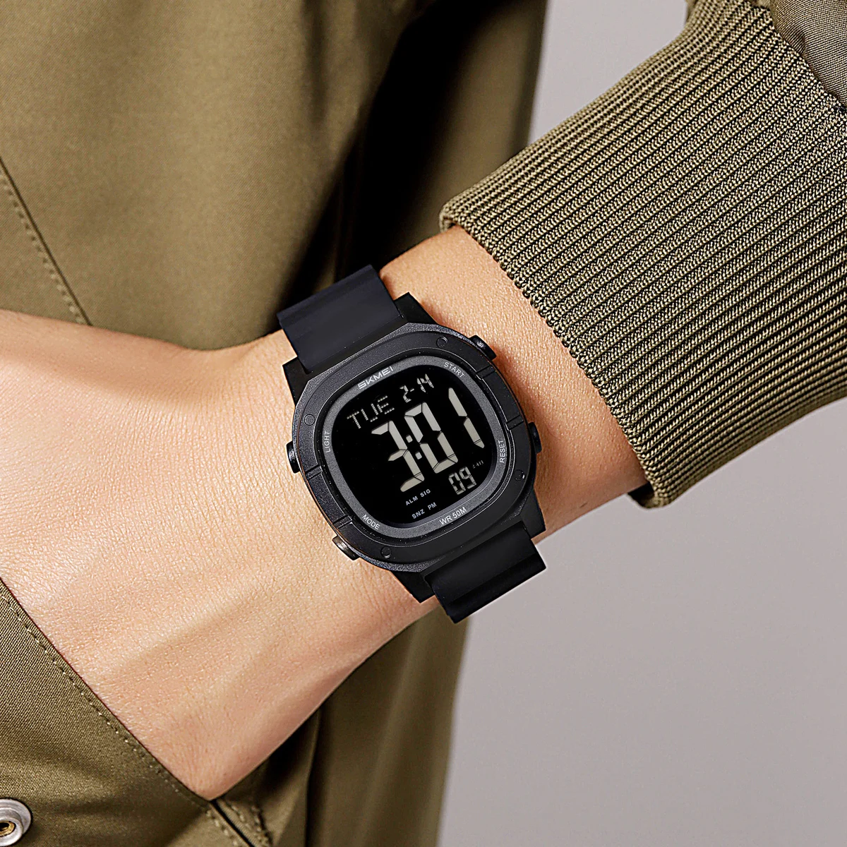 SKMEI 2Time Sports Digital Wristwatch For Men Women Chrono Count Down Timer Watch Waterproof Multifunctional Electronics Watches