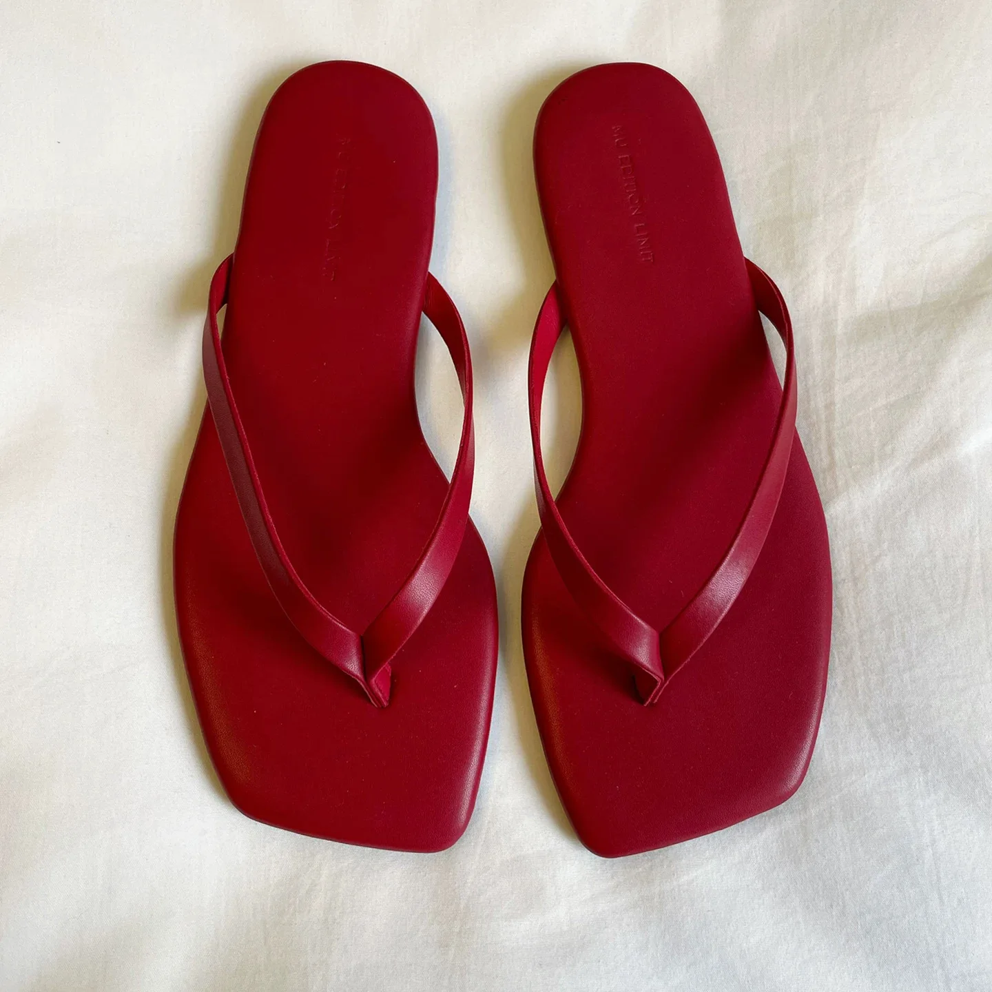 

2026 new summer/women slippers beach sandals outdoor fashion ladies square head flip flops 36-43