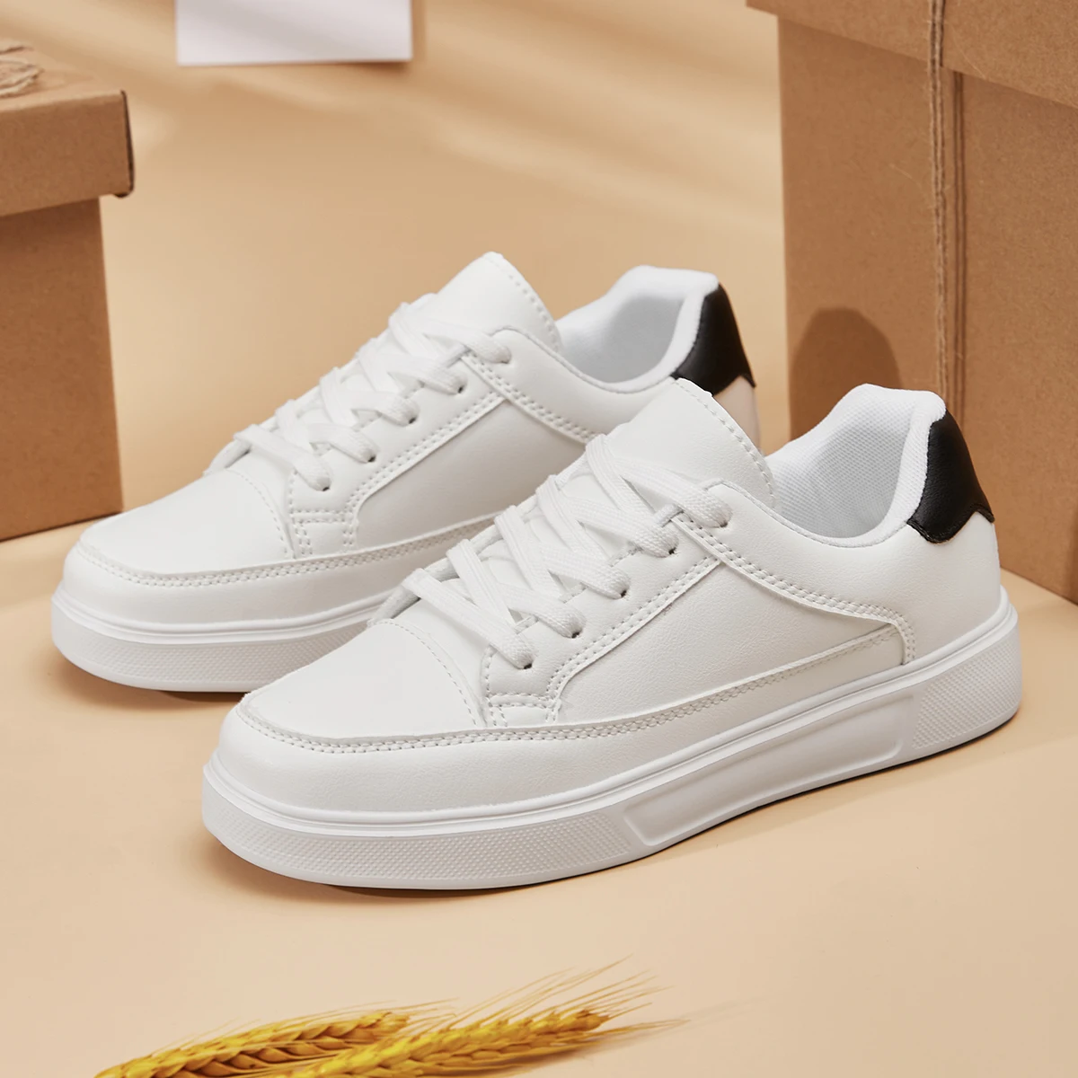 

SMVP couple white sneakers, sports casual shoes and fashionable sports shoes