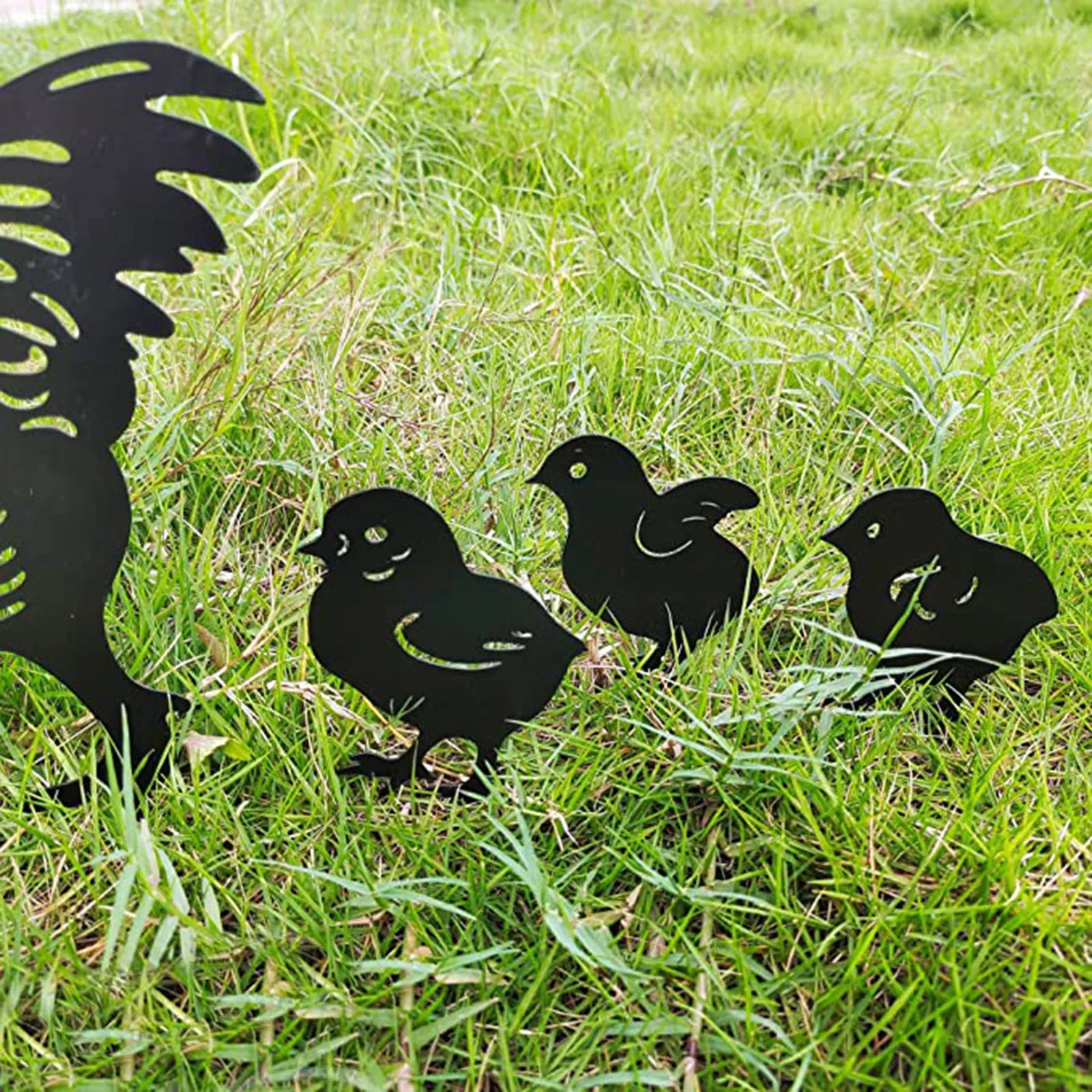 Beautydaffy Metal Chicken Garden Gold Plug-In Garden Art Garden Ornament Hollow Animal Silhouette Ornament Outdoor Decoration