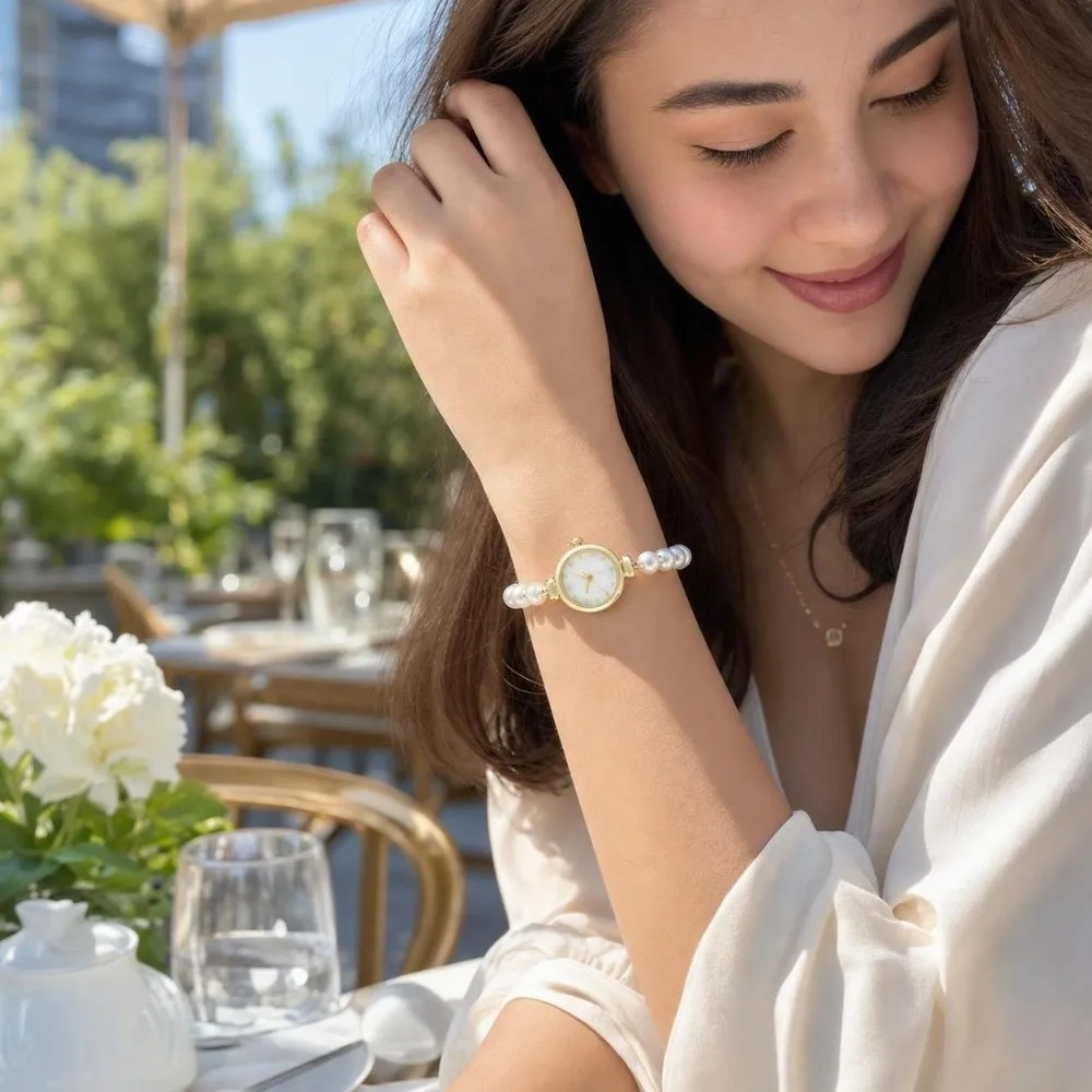 Round Dial Pearl Bracelet Watch Adjustable Drawstring Chain Minimalist Women Quartz Watch Elegant Roman Numeral Small Dial Watch