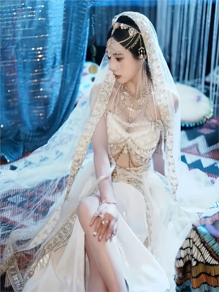 서부 지역 이국적인 무용 의상 여행 사진 고대 의상 및 한복