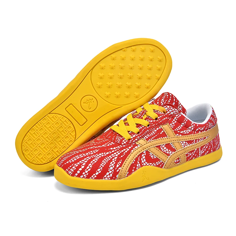 Unisex Tai Chi Shoes Martial Arts Kung Fu Shoes Breathable Lightweight Training Shoes Outdoor Non Slip Walking Shoes Size35-45
