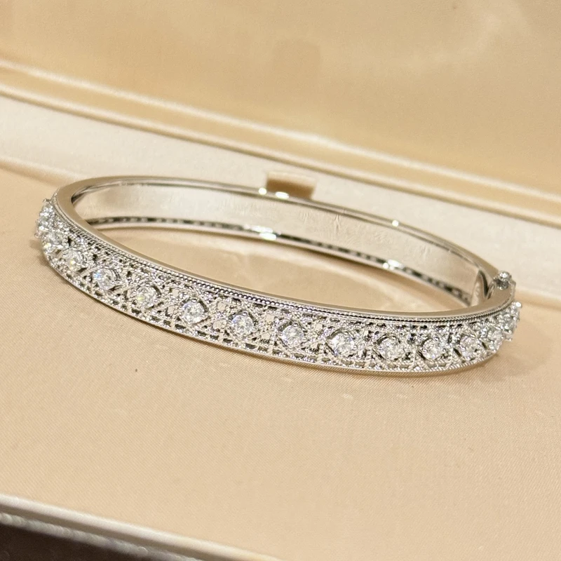 

Новое поступление, роскошный брендовый браслет из стерлингового серебра 925 пробы, браслет с крестообразным узором, круглый браслет с цирконием, женские вечерние ювелирные аксессуары, подарок