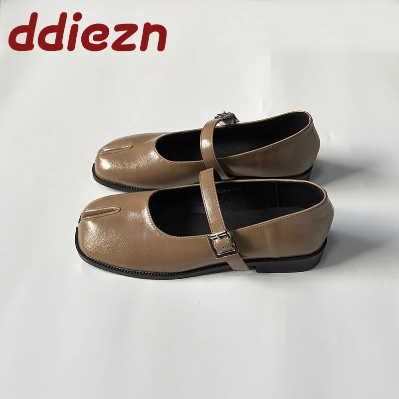 

Fashion Strange Toe Women Mary Janes Flats Shoes Summer Spring Female Shallow Footwear Buckle Strap Ladies Flats With Shoes new