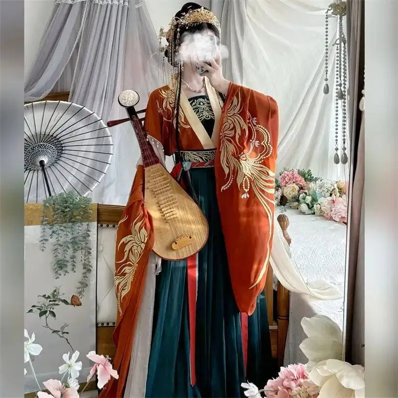 hanfuHanfu الصناعة الثقيلة التطريز سلالات جنوبية وشمالية كبيرة الأكمام الملابس القديمة الصينية هانف