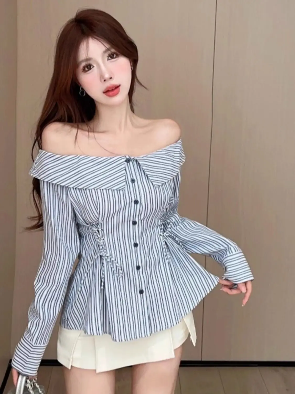 

Sexy Shirts Women Striped Autumn New Slash Neck Off Shoulder Slim Long Sleeve Bandage Blouse Fashion Ladies Crop Tops