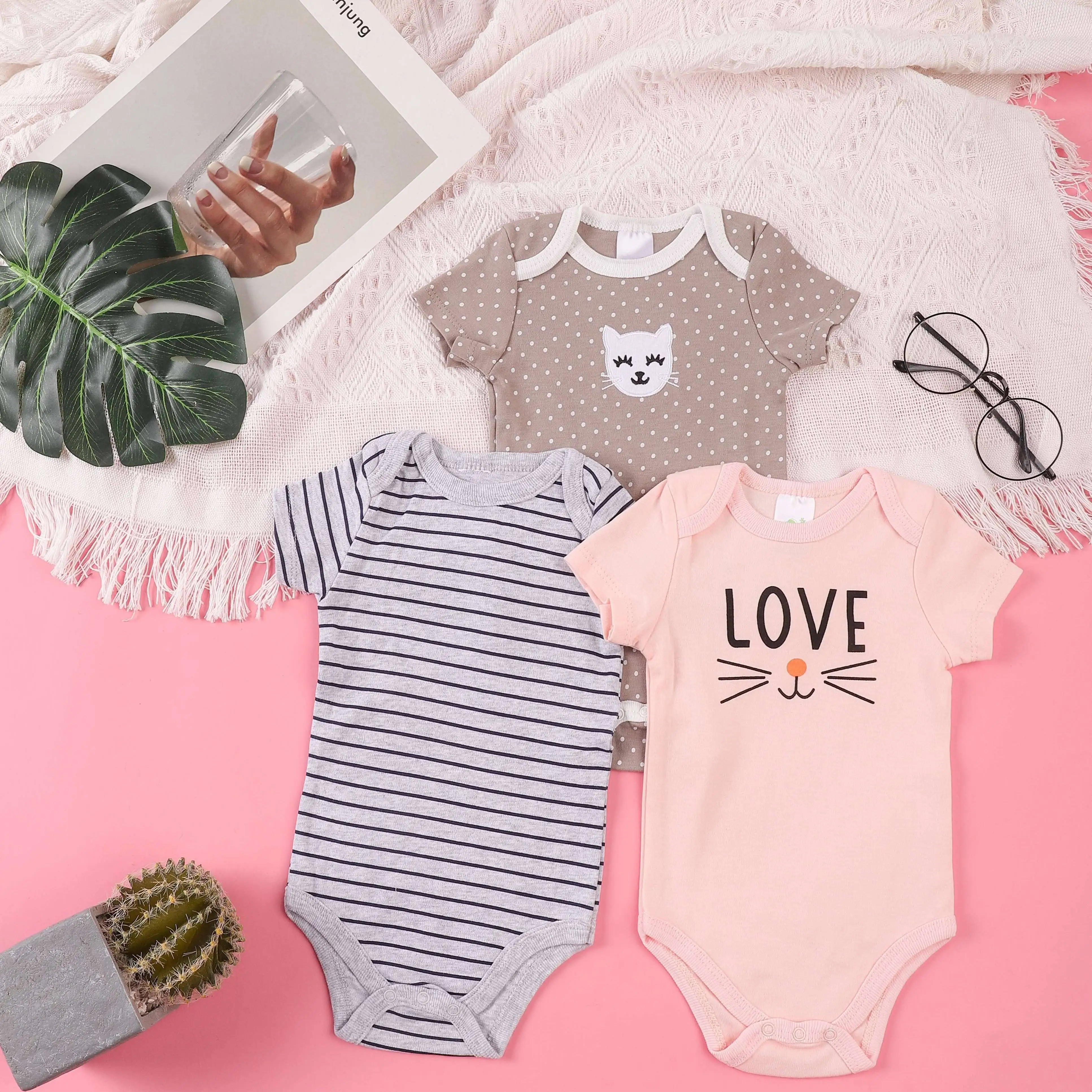 3PCS Summer Boys and Girls Cute Pattern Hoodie Set Short Sleeved Triangle Jumpsuit Newborn Cotton Comfortable Jumpsuit Pajamas