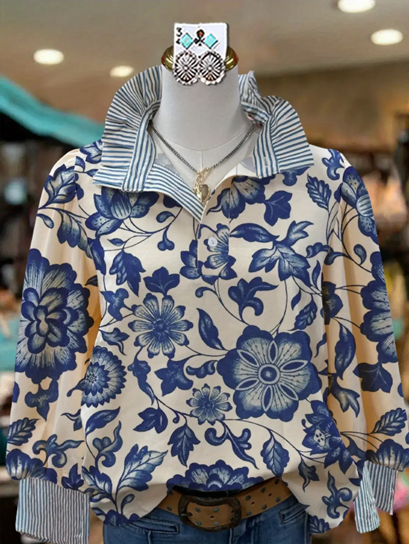 Women's  new top retro fashion shirt simple Baidu suitable for any occasion 2026