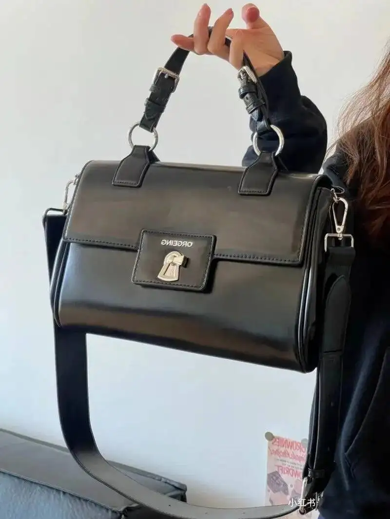 

Bloom Vintage Black Handle Messenger Women High Street Pu Leather Y2k Hand Bag Female Retro Large Capacity Handbag Purse