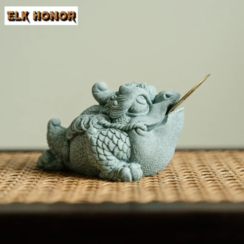 Green Sandstone Lucky Toad Tea Pet Three Legged Golden Toad Tea Pet Aesthetic Tea Figurine Home Landscape Tableware Accessories