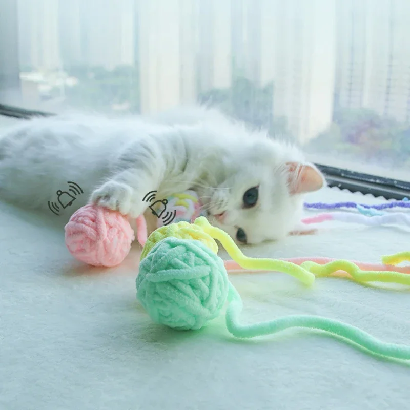 

Cat Toys Colorful Yarn Balls with Bell Sounding Interactive Chewing Toy for Kitten Stuffed Toy Ball Cat Supplies