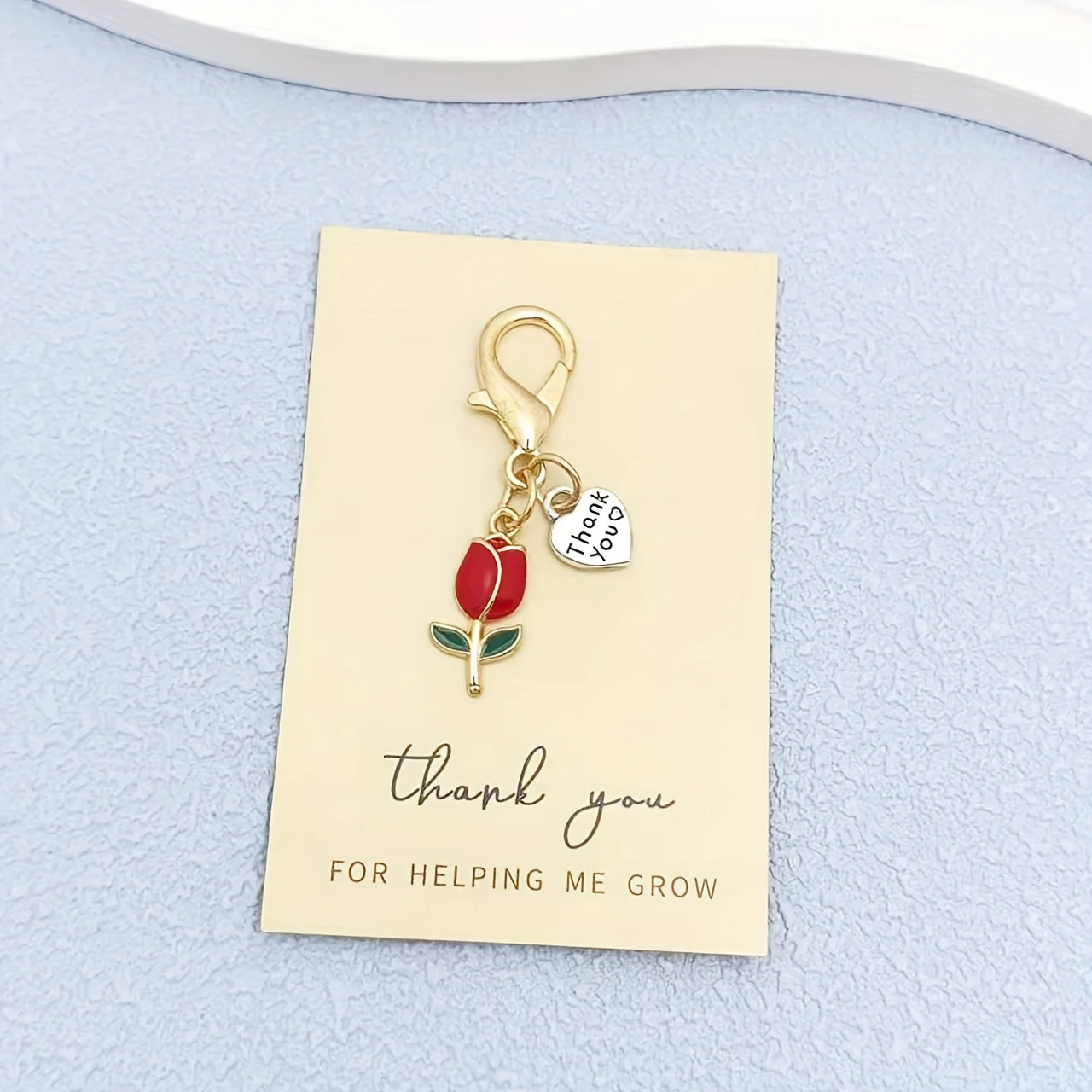 4 مجموعات من بطاقات الشكر مع سلسلة مفاتيح على شكل قلب توليب وفضي - "شكرًا لك على مساعدتي في النمو" - هدية مثالية شكرًا لك للعائلة