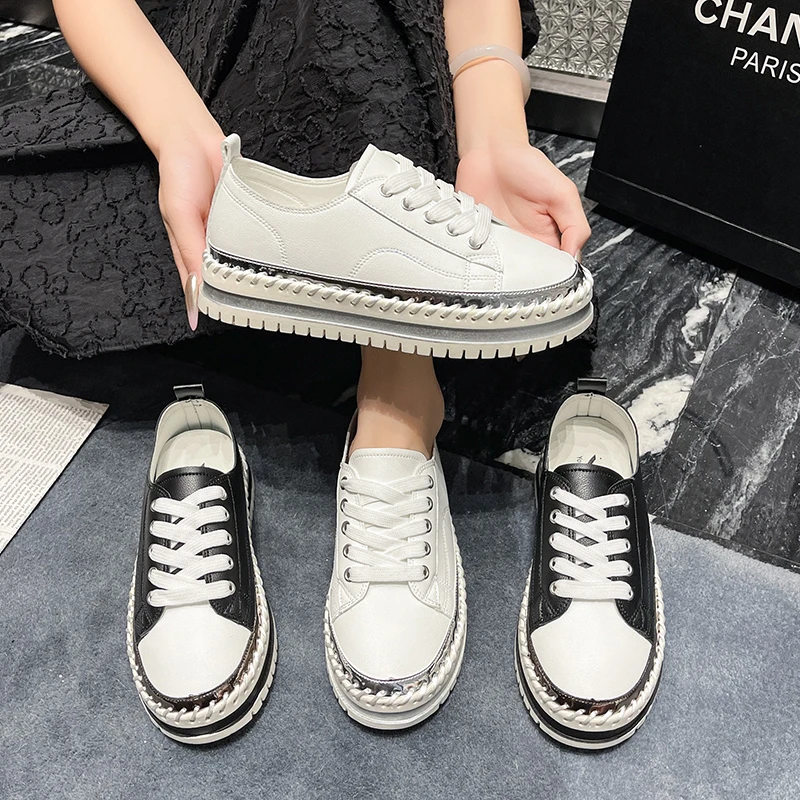 

Women's Flat-bottomed Casual Shoes Spring and Autumn Thick-soled Sports Shoes Fashion Round-headed Sewing Design Low-cut Shoes