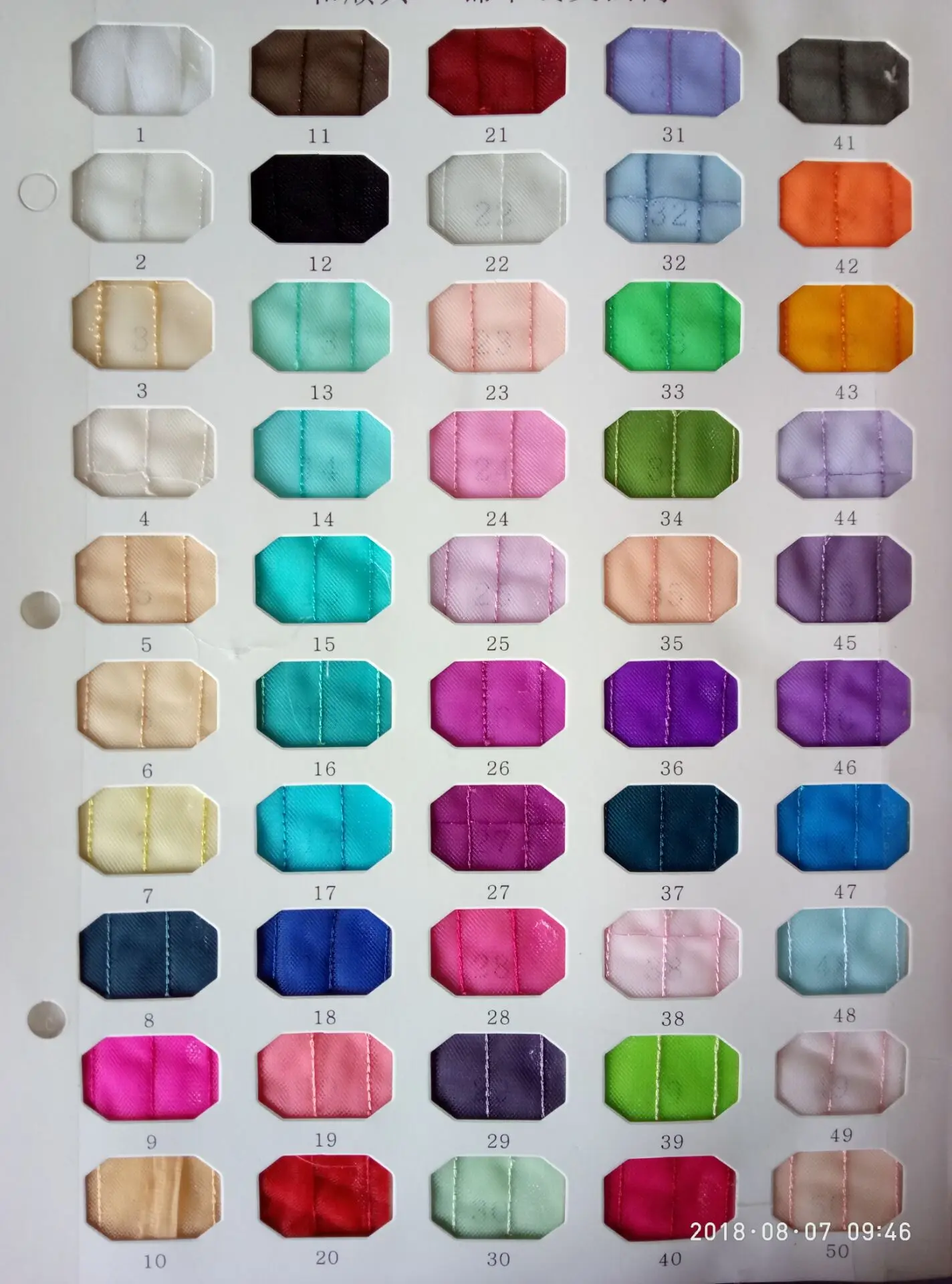 ชุดราตรีสีเขียวคอวีลึกทรงเอไลน์ยาวกรอมพื้น ดีไซน์หรูหราสำหรับงานพรอม งานเลี้ยง และงานพิธีการต่างๆ