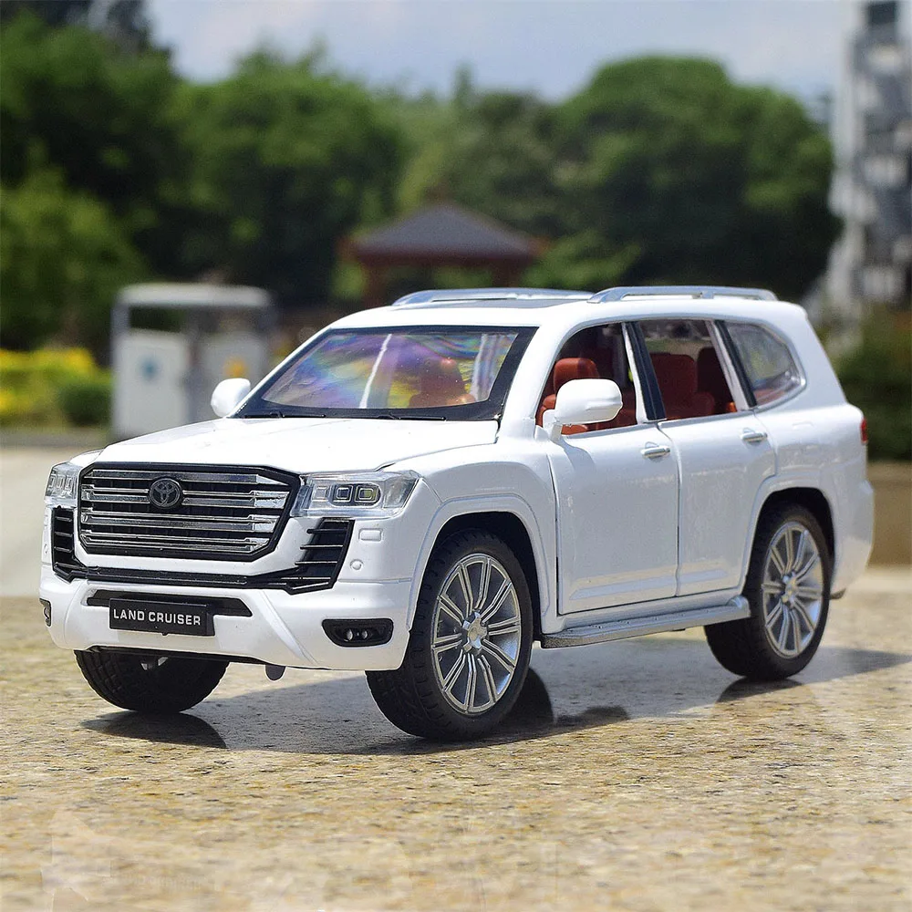 

1/24 Kuluze LC300 Tundra Car Model Toy Street Car Version Diecast Alloy Off-road Vehicle Doors Opened Sound Light Festival Gifts