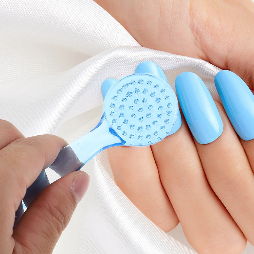 

4pcs Plastic Nail Brushes For Cleaning Fingernails Facial Exfoliating Bristles Portable Manicure Tools Hand Grip Brush Nylon