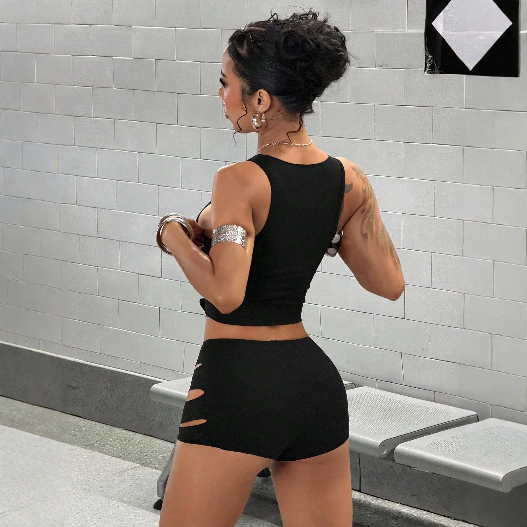 Shorts Pant Set Women Two Piece Sets Round Neck Sleeveless Sexy Hole Tops Short Pants Low Waist Y2k Streetwear Elegant 2026