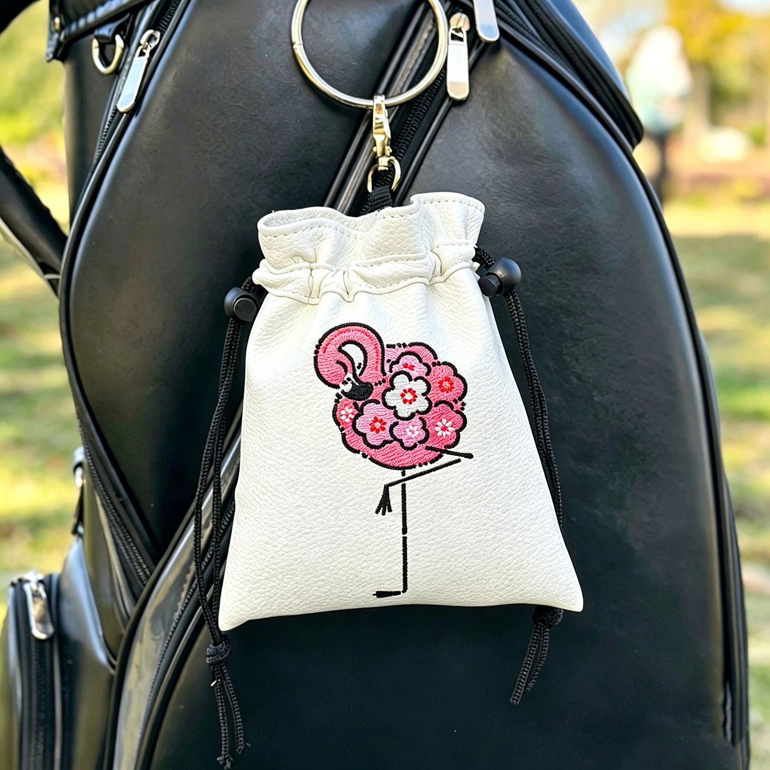 حقيبة صغيرة برباط للجولف، مزين - مراجعة Embroidery Bag وسعره