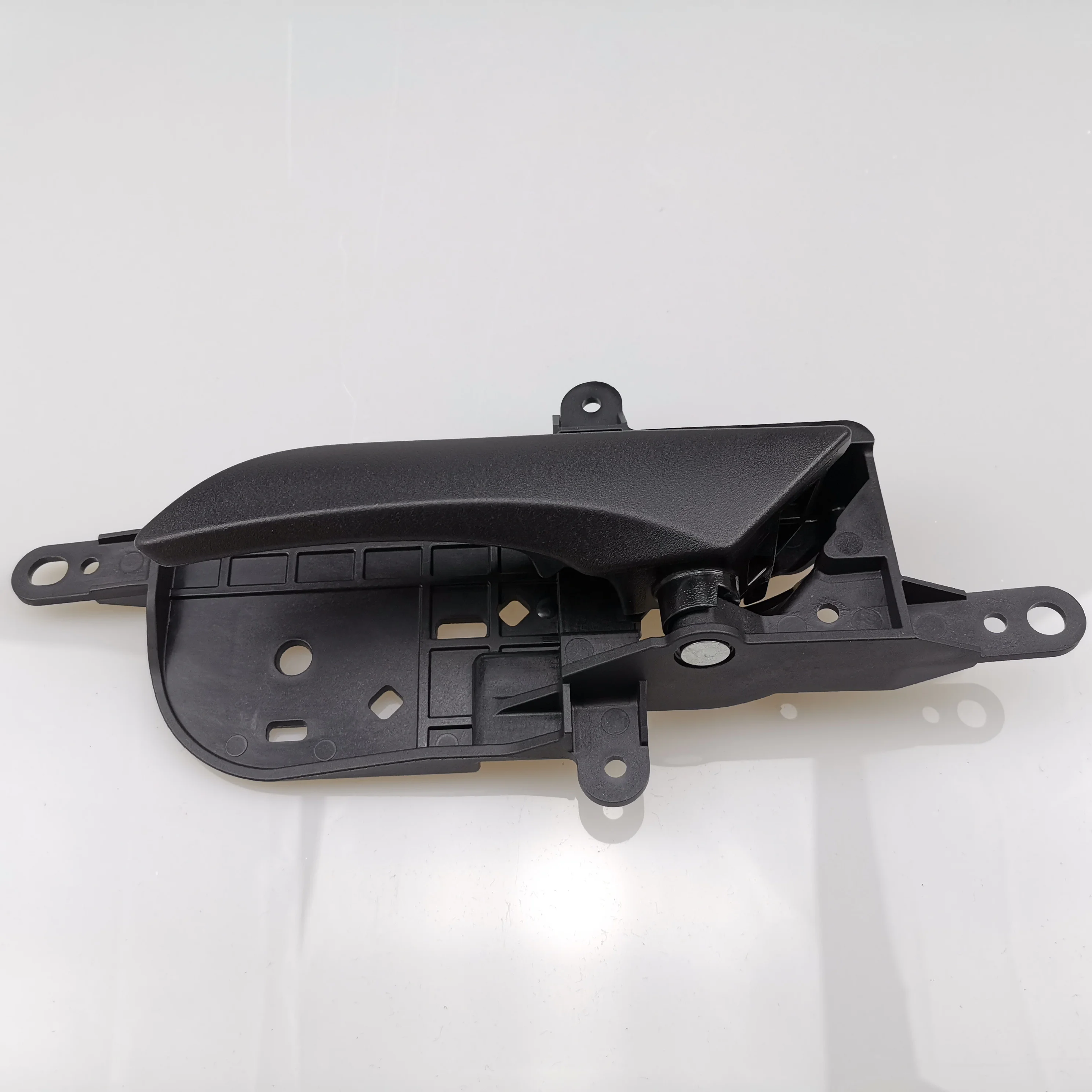 

SAIC MAXUS T60 Rear Side Door Inner Opening Handle C00103501 C00103502