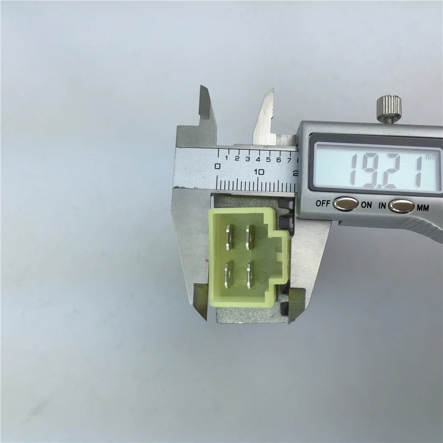 12v 6v for Jialing 70JH70 Jincheng 70A CJ70A AX100 RX125 Motorcycle Rectifier Regulator 6V