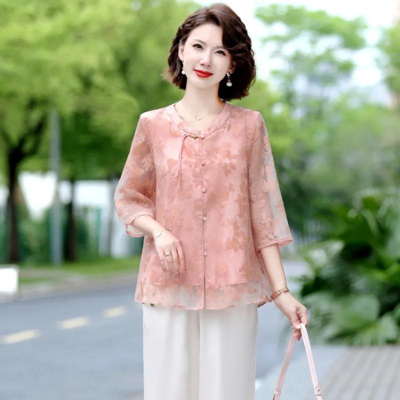 Pakaian Musim Panas Ibu Paruh Baya Baru 2025 Kemeja Bersirkulasi Set Celana Kaki Lebar Setelan Dua Potong Elegan Modis untuk Wanita Lanjut Usia
