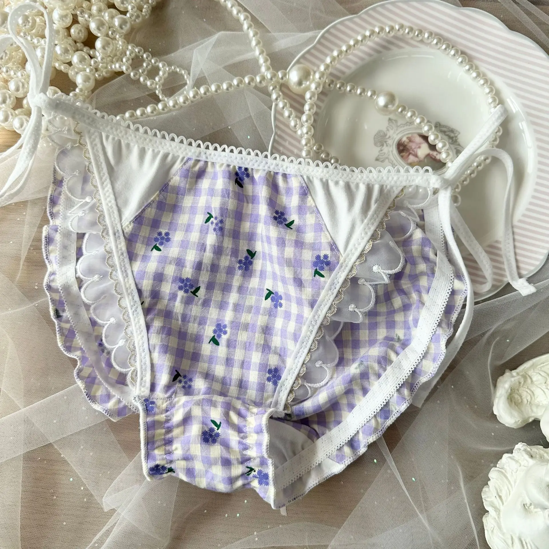 Bow checkered sweet Japanese small fresh lingerie triangle cup cute small chest without steel ring bra soft girl sweet underwear