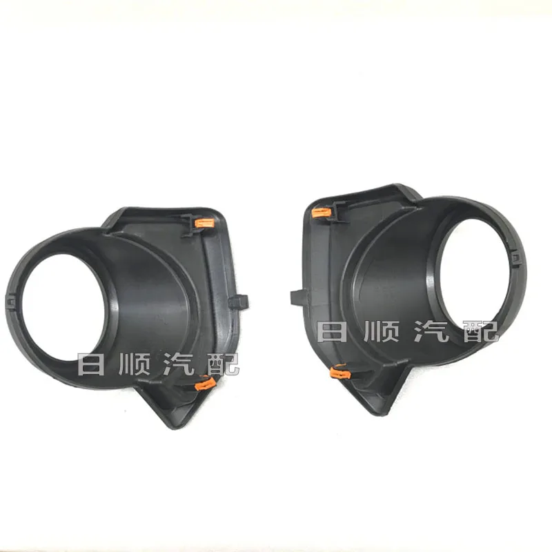 New 700 country six value series semi-trailer tractor bumper plastic frame fog lampshade