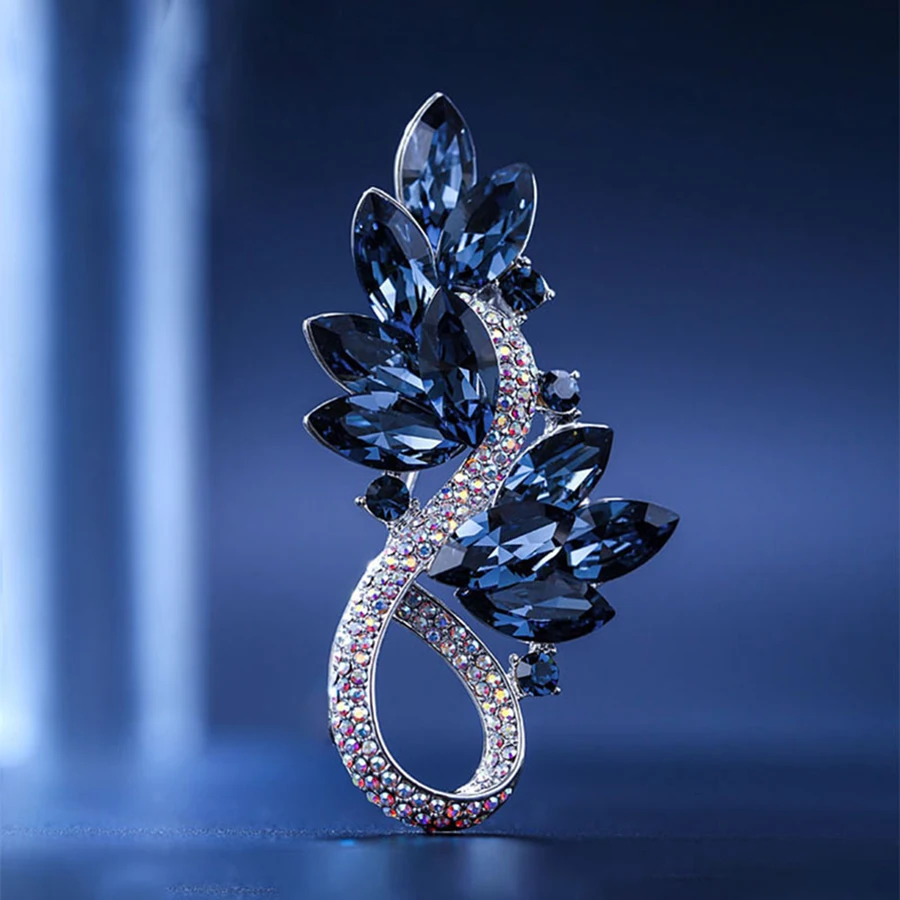 Luxury Elegant Women Girls Rhineston Glass Brooches Pins High Quality Exquisite Lady Shining Suit Office Jewelry Corsage