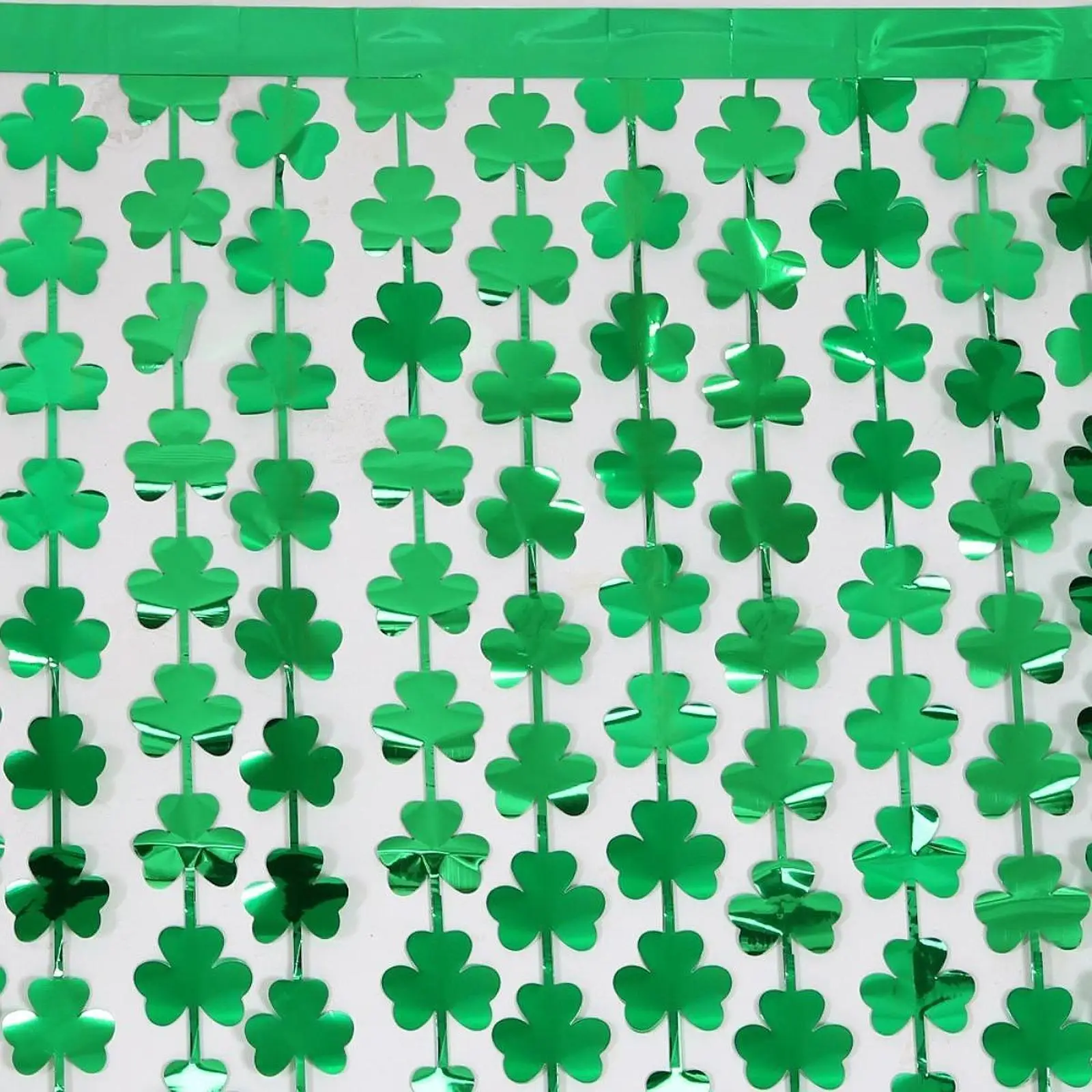 39x78.7inch ST Patrick's Day Tinsel Curtains Multifunctional Photo Props