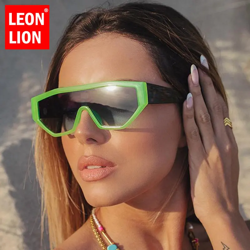 LeonLion 2023 Oversized Punk Sunglasses Women Sports Driving Eyewear Women/Men Vintage Glasses Women UV400 Gafas De Sol Hombre