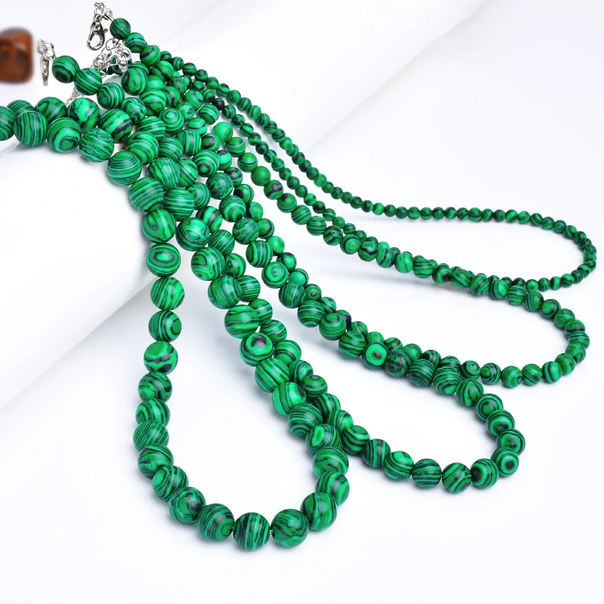 Vintage Malachite Beaded Necklace Autumn and Winter Necklace Multi-specification Collarbone Chain Accessories