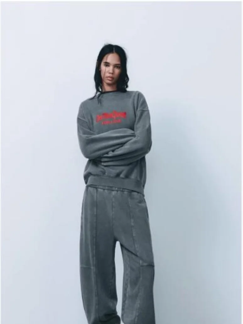 

Womens American Retro Cupid Print Waed Effect Sweatirt Loose Fit Long Sve round Ne Street Sle Cotton Crew Ne