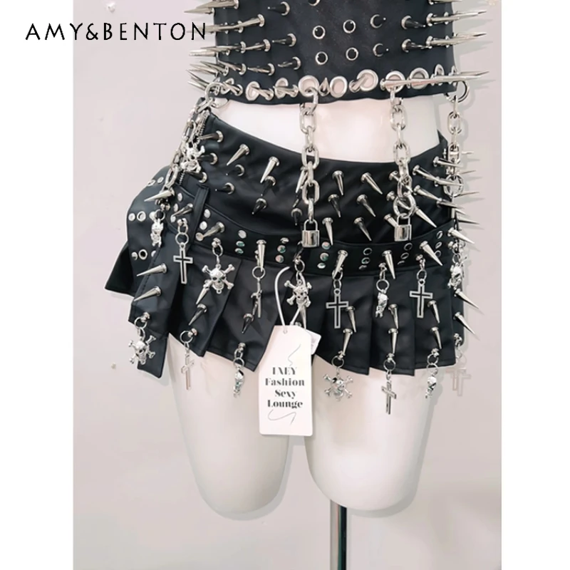 

Punk Dark Sweet Cool Rivet Women's Short Skirt Original Design 2025 New Gothic Rock Subculture Halloween Black Skirts Ladies