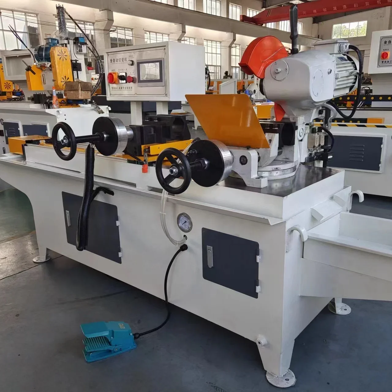 Manufacturer Hot Selling Metal Pipe Cutting Machine Automatic Feeding Aluminum Tube Metal Cutting Machine