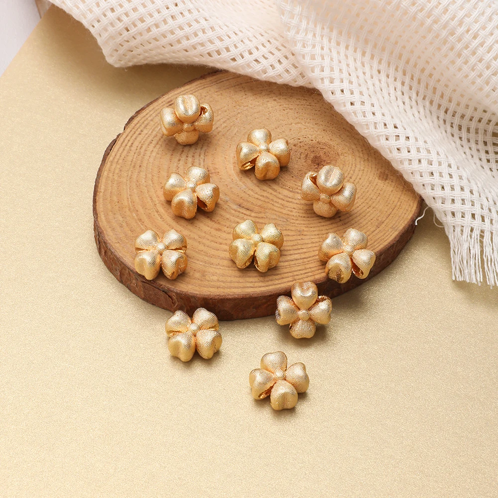 10pcs/lots Four Leaf Clover Beads Necklaces Bracelets Copper Beads For Jewelry Accessories