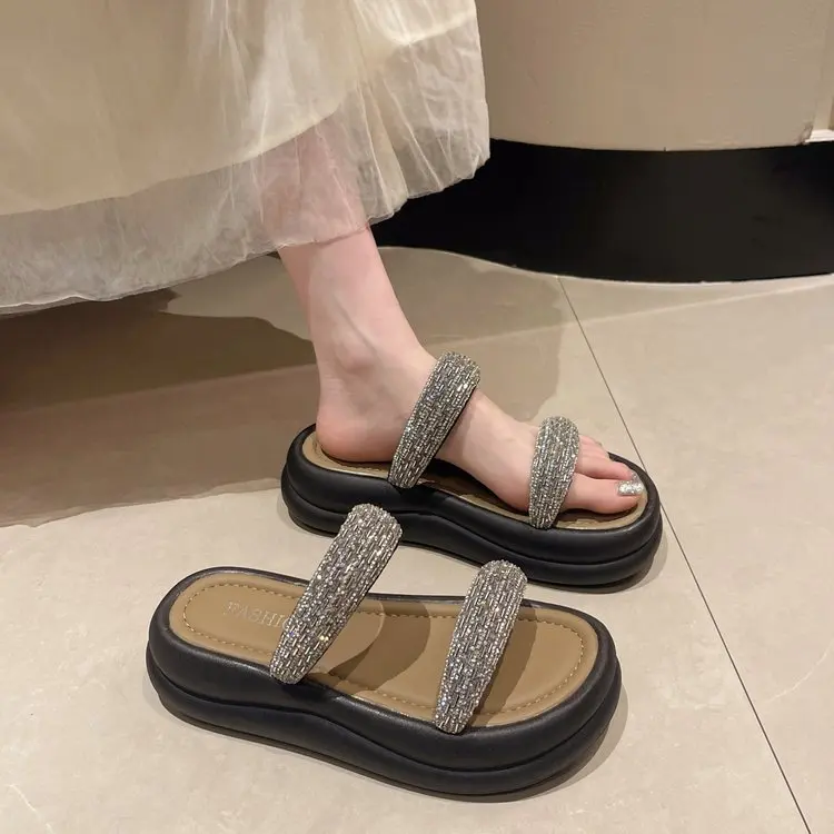 Double Diamond with Slippers Female Summer Wear 2024 New Muffin Thick Bottom Flip-flops Fairy Wind Sandals